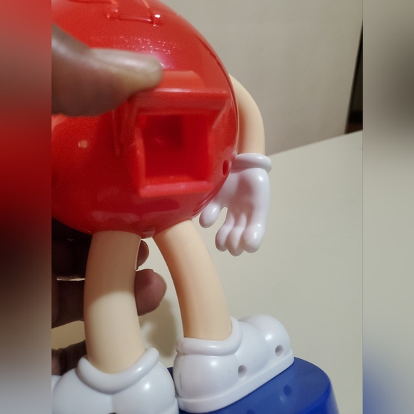 M&M 's waving Red Candy DISPENSER  .. Mars Company Collectibe ... - Picture 11 of 14
